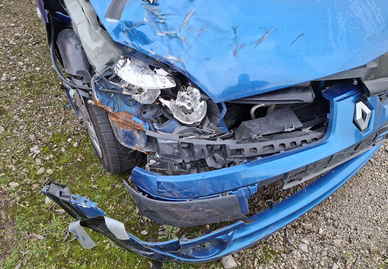 Zunanja slika - Renault Clio - EXTREME 1.2 16v 5V - 7