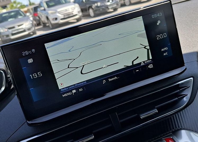 Zunanja slika - Peugeot 3008 - 1.2 TURBO 130KM - samo 50.281 prevoženih km - 10