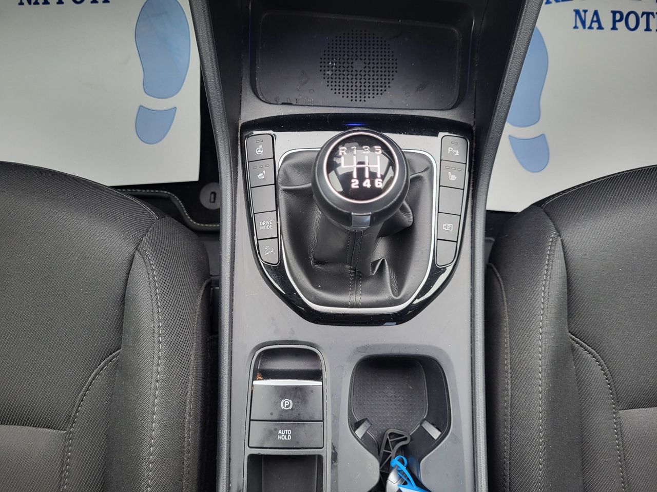 Zunanja slika - Hyundai Tucson - 1.6 T-GDI PREMIUM slo-1last-navi-alu-pdc-kamera - 14