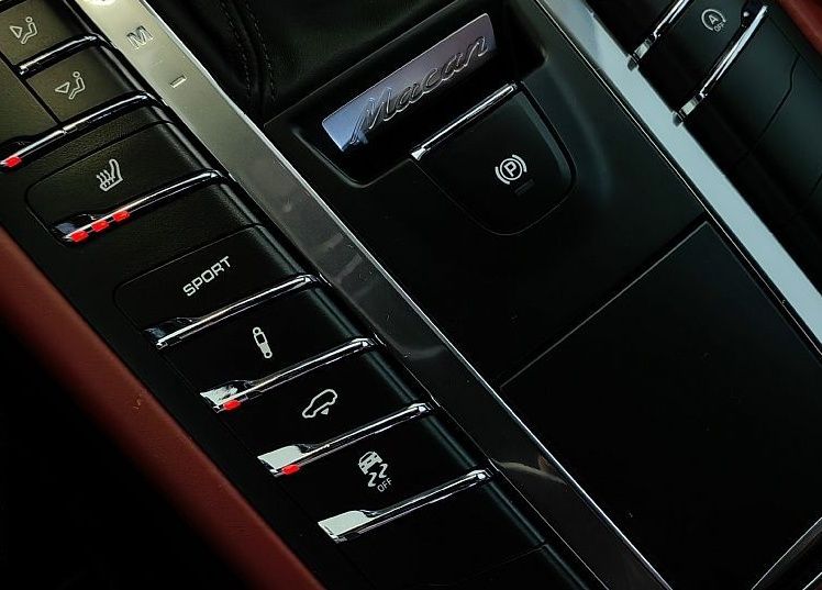 Zunanja slika - Porsche Macan - 3.0d-258KM-2.LASTNIK-SLO-ZRAČNO-MATRIX-PDC-21COL- - 16