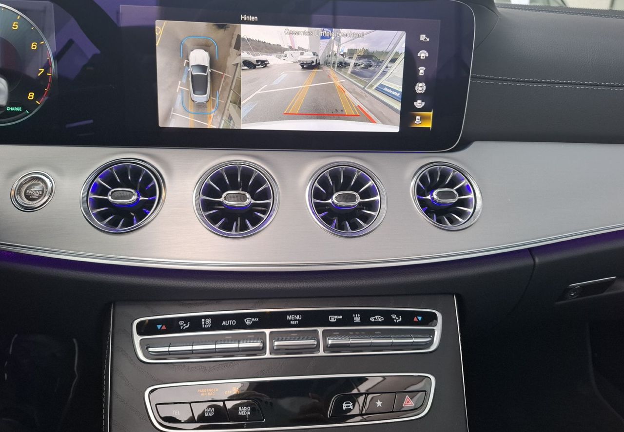 Zunanja slika - Mercedes-Benz E-Razred - E200 AMG LINE AVTOMATIK-BURMESTER HI-FI-KOT NOV - 15