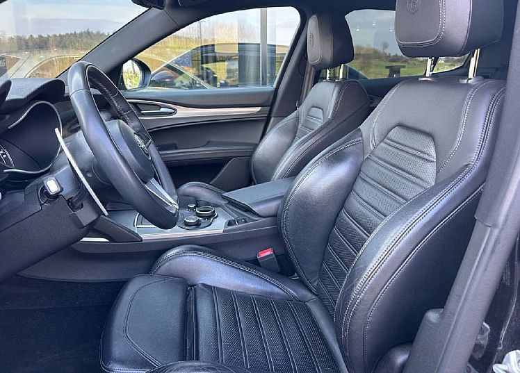 Zunanja slika - Alfa Romeo Stelvio - 2.2 Diesel 16v 210 AT8 Q4 VELOCE... - 4