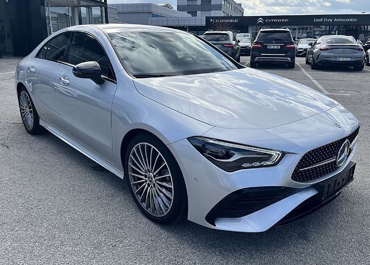 Zunanja slika - Mercedes-Benz CLA-Razred - Coupe 180 AMG Line  ...Komisijska prodaja... - 1