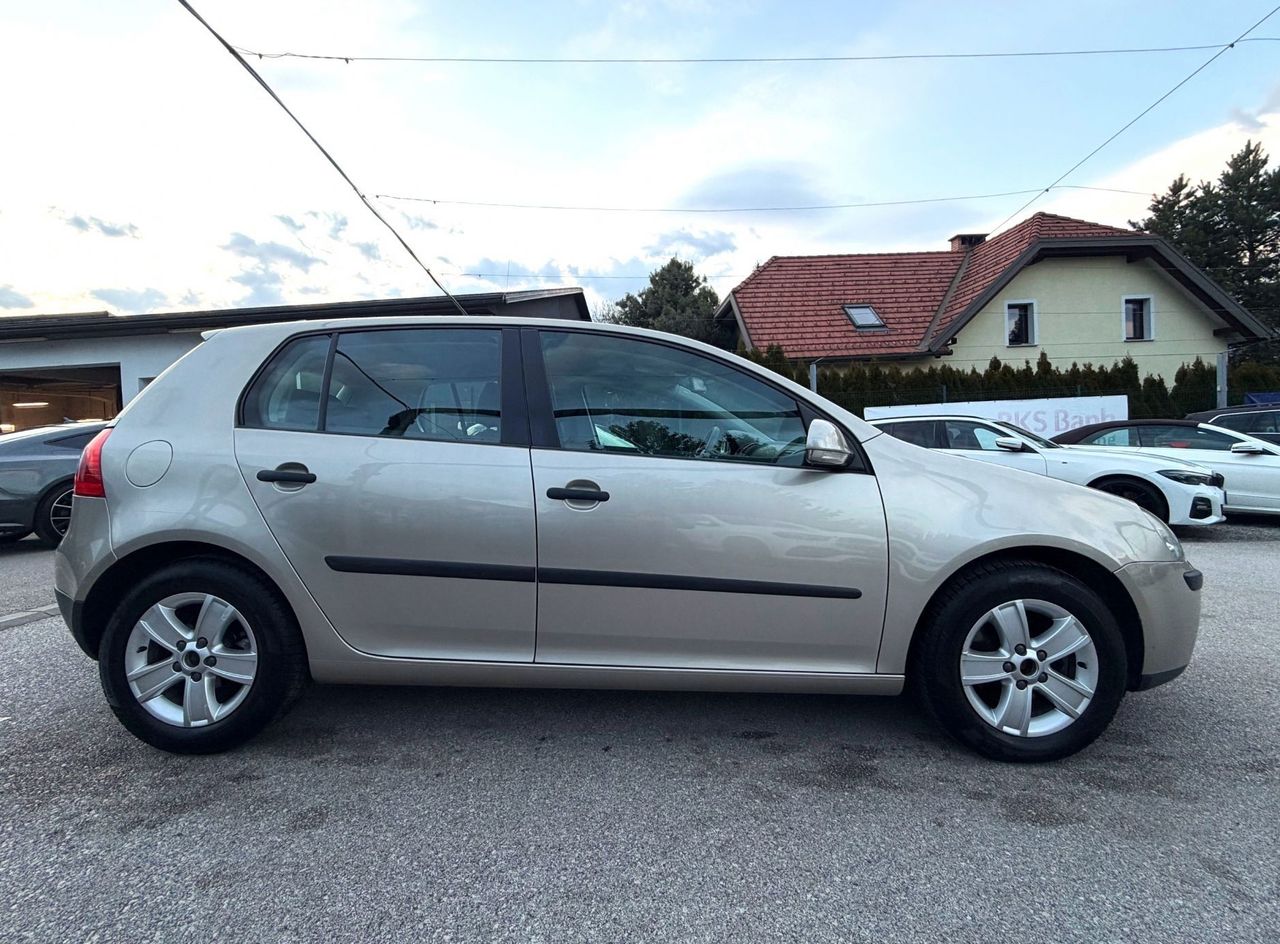 Zunanja slika - VW Golf - 2.0 SDI SLO.VOZILO 2.LASTNIK AVTO.KLIMA ALU15 - 7