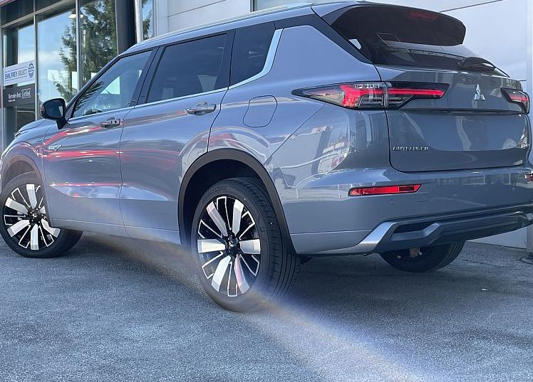 Zunanja slika - Mitsubishi Outlander - PHEV 4WD 2.4 Instyle Avt. AKCIJA - 5