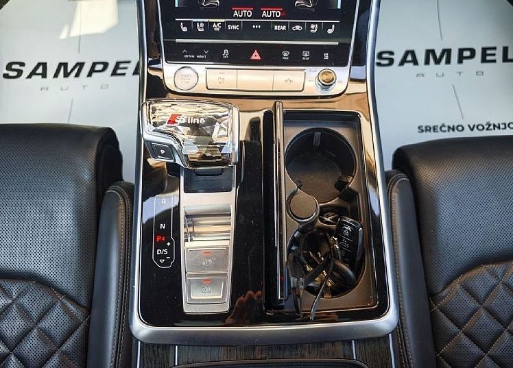 Zunanja slika - Audi Q8 - 55 TFSI quattro S-Line S look - MASAŽA - MATRIX - 14