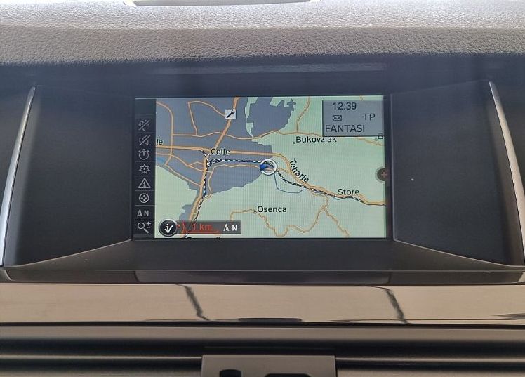 Zunanja slika - BMW Serija 5 - Touring: 525d-AVT-MODIFICIRAN-NAVI-KAMERA-USNJE-XENON-KR - 30