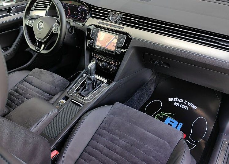 Zunanja slika - VW Passat - LIMUZ-2.0TDI-150KM-HIGHLINE-VIRTUAL-KAMERA-ACC-17C - 11