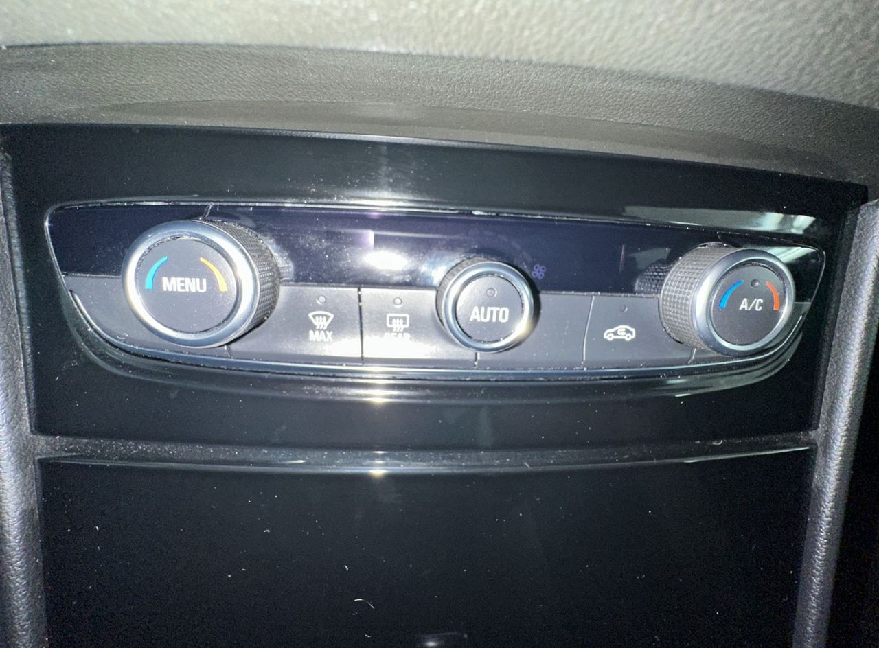 Zunanja slika - Opel Grandland X - Elegance Plug-in-Hybrid 1.6 Turbo 225CV.KAMERA.LED - 14