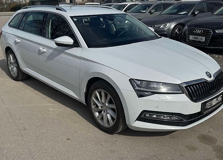 Zunanja slika - Škoda Superb - 2.0 TDI 150ks °AUTOMATIC°  °FULL LED° °VIRTUAL° - 4