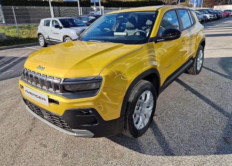 Zunanja slika - Jeep Avenger - 1.2 E-DCT6 MHEV 110 ALTITUDE + ZIMSKI BON - 3