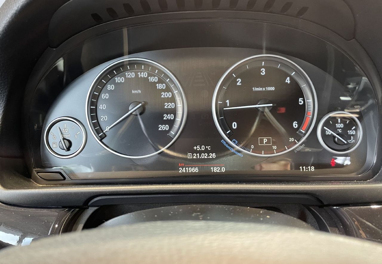 Zunanja slika - BMW Serija 5 - Touring: NAVIGACIJA-TEMPOMAT-PARK SENZORJI-LED-GRETJE SE - 14