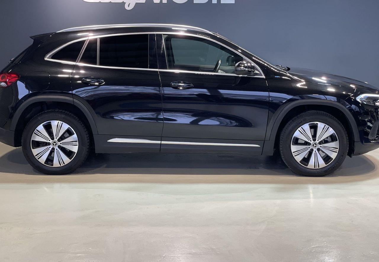 Zunanja slika - Mercedes-Benz EQA - NAVIGACIJA-TEMPOMAT-AMBIENT-GRETJE SEDEŽEV-KAMERA - 4