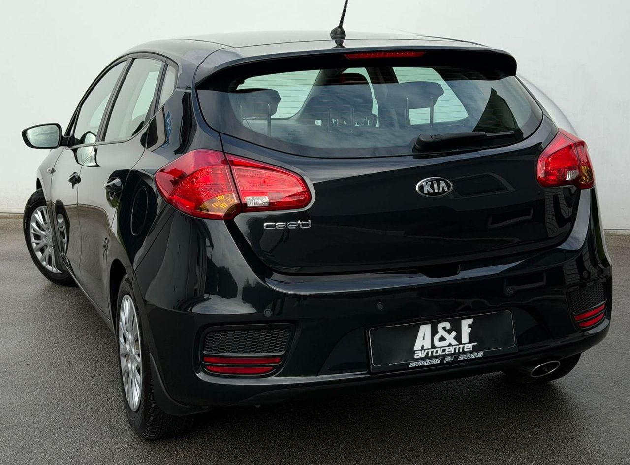 Zunanja slika - KIA Ceed - 1.4 CVVT-134.000km-KREDIT BREZ POLOGA-ODLIČEN- - 7