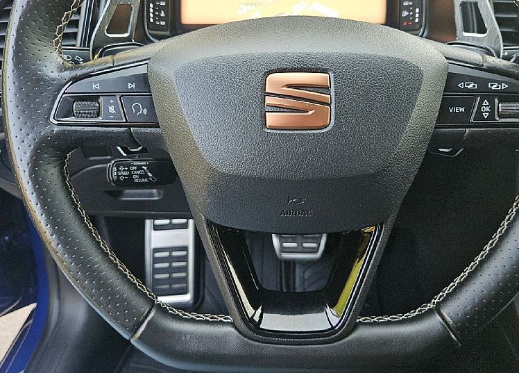 Zunanja slika - Seat Leon - CUPRA 2.0 TSI 4WD 300ks DSG °PANORAMA° °19-COL° - 10