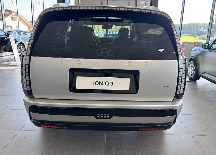 Zunanja slika - Hyundai Ioniq 9 - 110.3 kWh PERF CALLIGRAPHY AWD 6 sedežev - 9