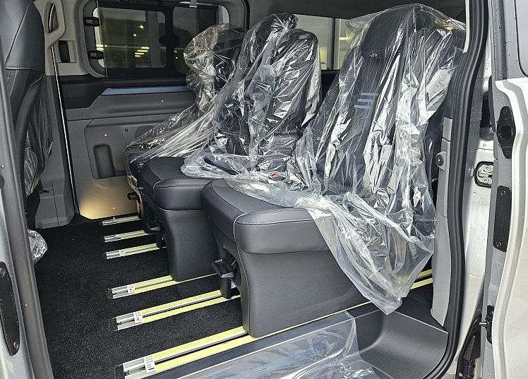 Zunanja slika - Ford Tourneo - Custom ACTIVE 2.0 TDCi A8 L2H1 - 5