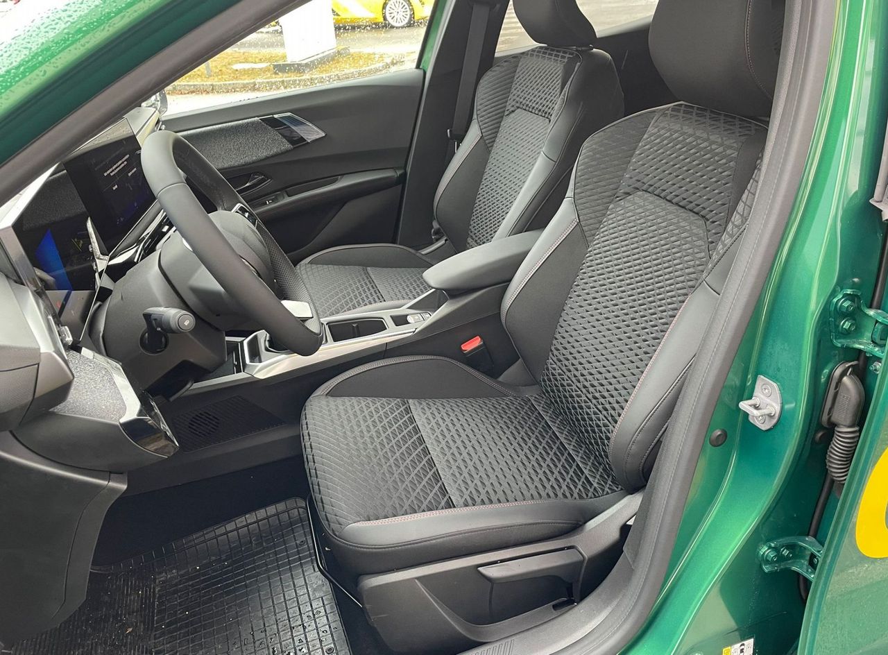 Zunanja slika - Renault Clio - techno TCE 115 - Paket Zima - 10