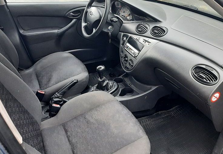 Zunanja slika - Ford Focus - 1.6 16V Comfort - 7