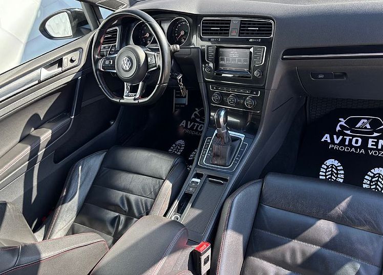 Zunanja slika - VW Golf - 2.0 GTI DSG - XENON - PDC - GRETJE - DYNAUDIO - 11