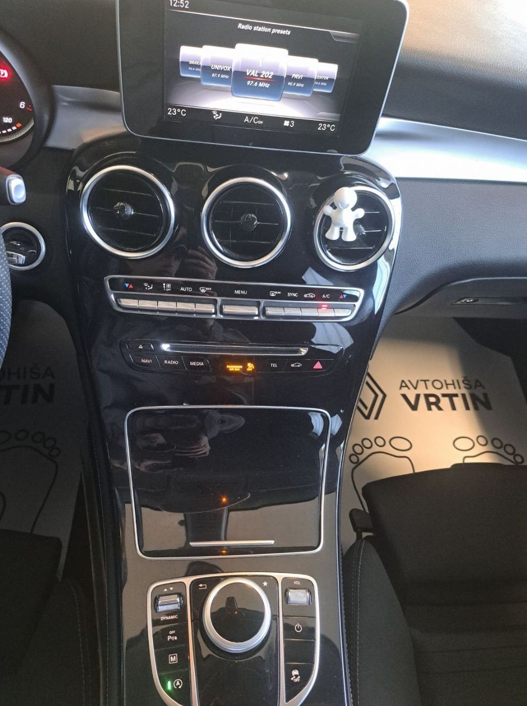 Zunanja slika - Mercedes-Benz GLC-Razred - GLC 220 d 4MATIC Z ENOLETNIM JAMSTVOM - 12