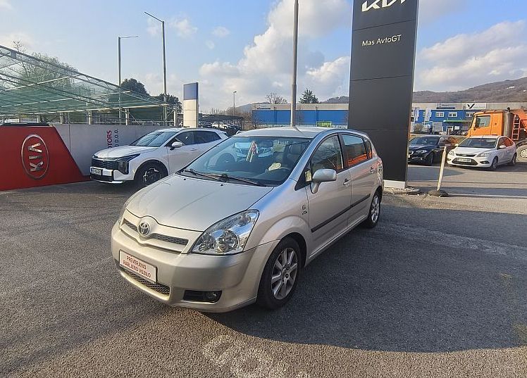 Zunanja slika - Toyota Corolla Verso - 2.0 D4-D Terra  5 - 2