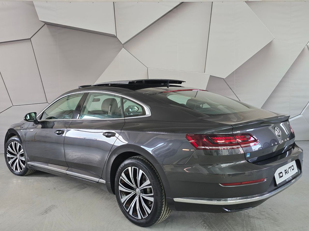 Zunanja slika - VW Arteon - 2,0 TDI BMT R-Line DSG - 4
