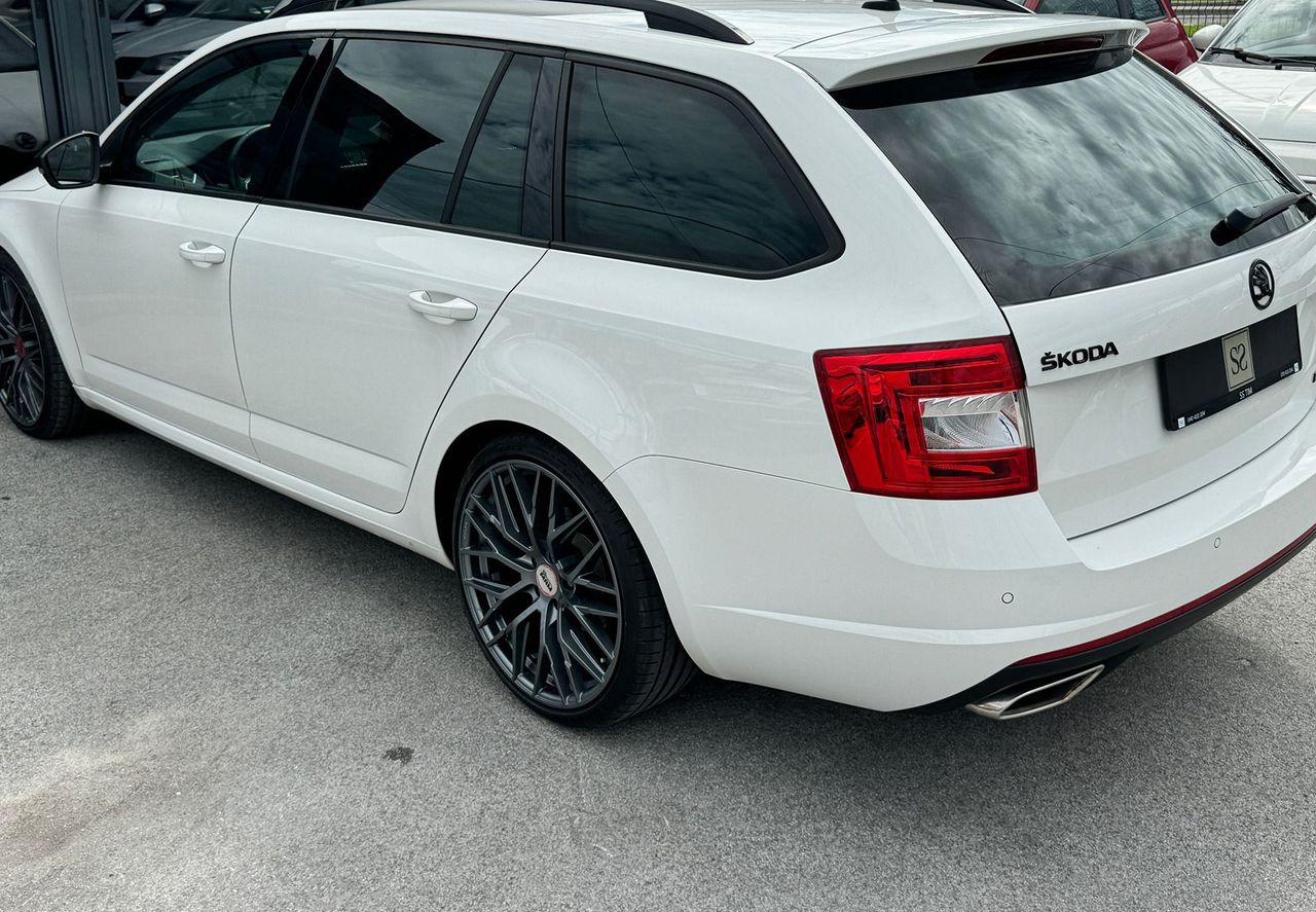 Zunanja slika - Škoda Octavia - 2.0TDI RS DSG 135 kW - 7