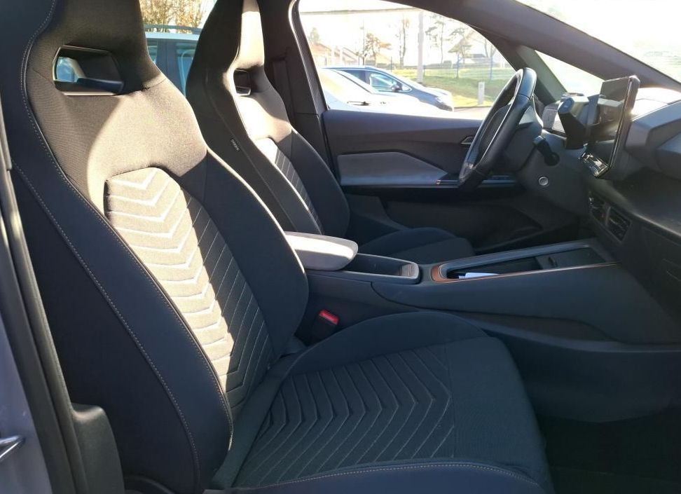 Zunanja slika - Cupra Born - 150kW.TOPLOTNA.KAMERA.NAVI.LED+4GUME. - 16