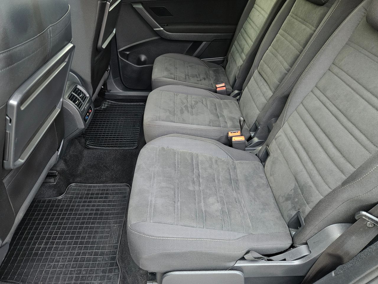 Notranja slika - VW Touran - 1,6 TDI BMT Highline - 11