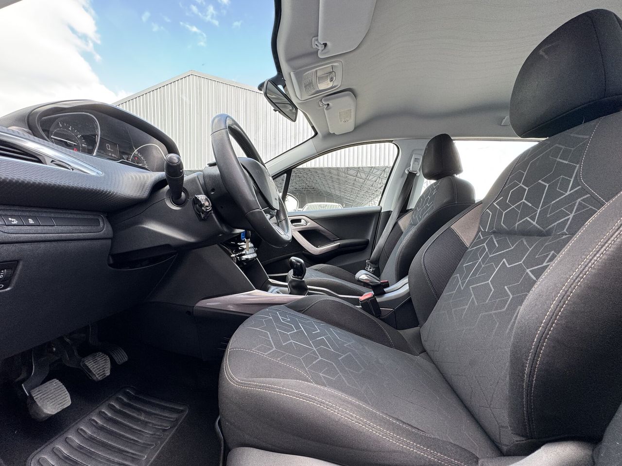 Zunanja slika - Peugeot 2008 - 1.6 VTi 120KM ACTIVE SLO 1.LASTNIK NAKUP NA OBROKE - 8