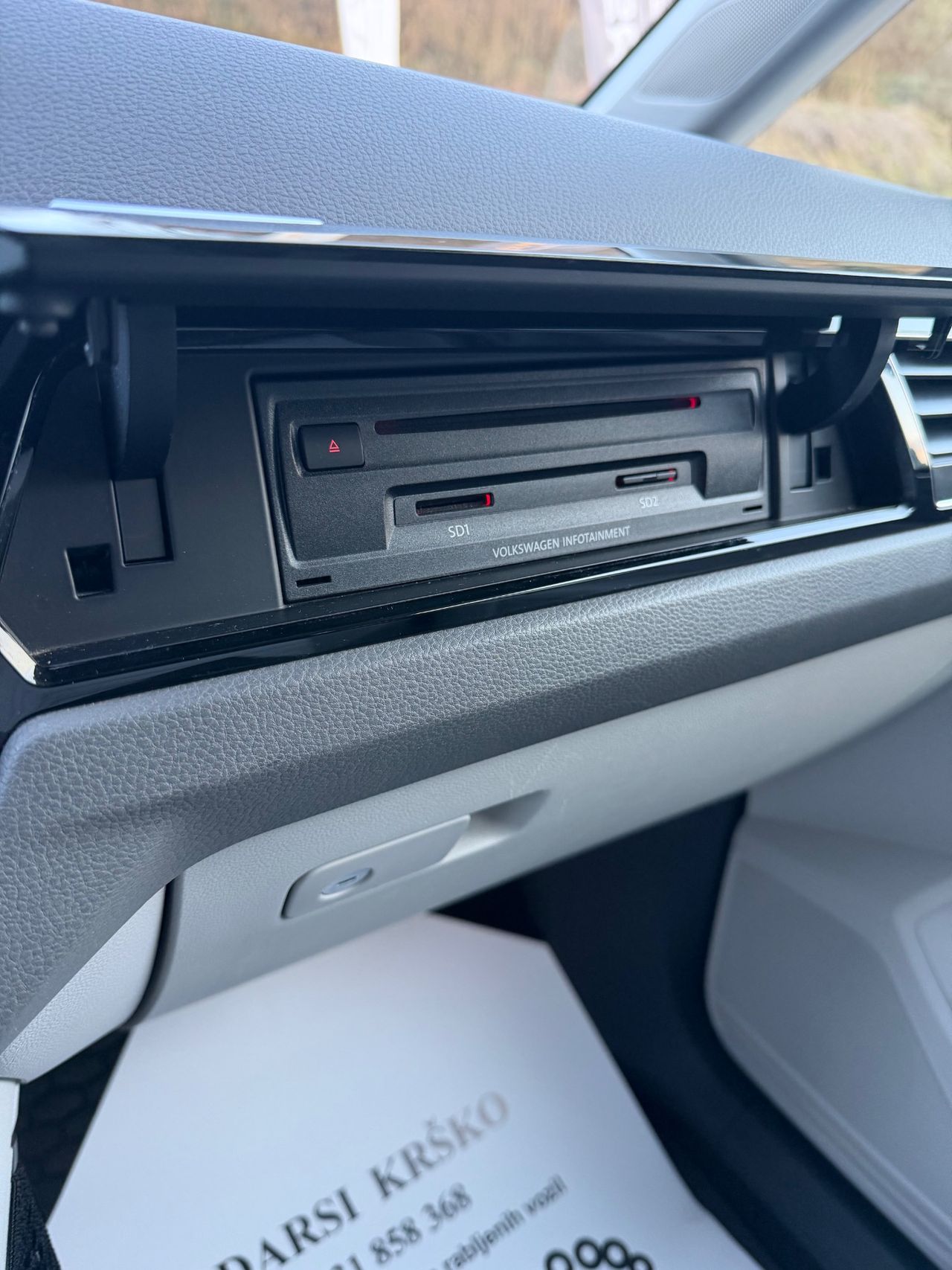 Zunanja slika - VW Touran - 2,0 TDI BMT Highline DSG - 15