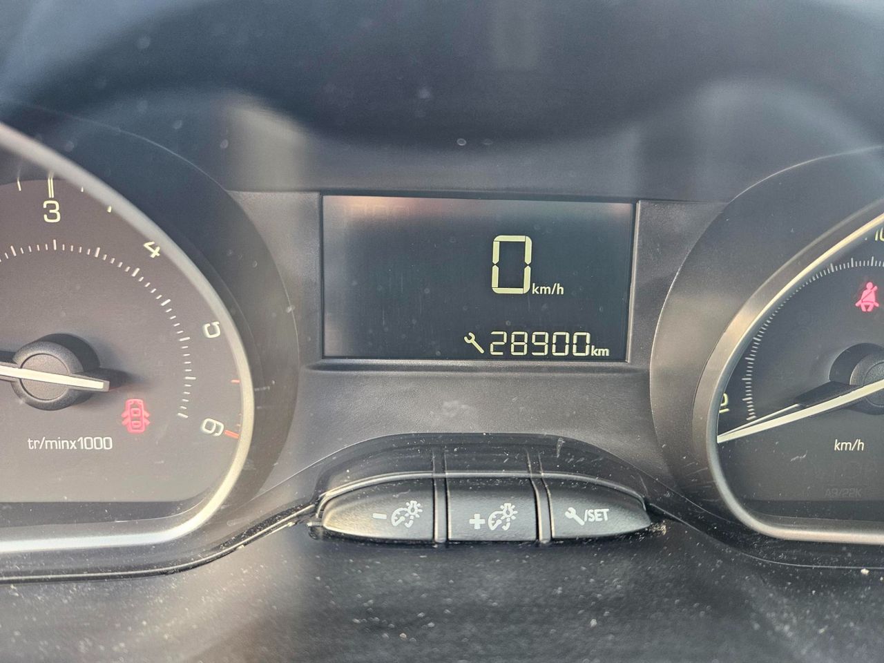 Zunanja slika - Peugeot 208 - 1,5 BlueHDi 100 S&S - Premium Pack - 8