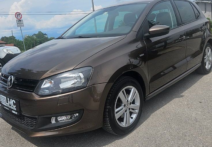 Zunanja slika - VW Polo - 1.2 60ks °LIFE° °TEMPOMAT° °PARK-SENZORJI° - 1