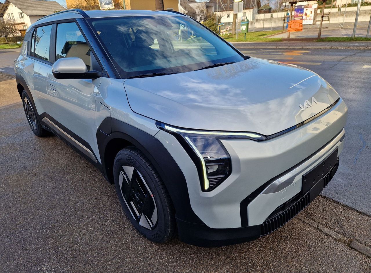 Zunanja slika - KIA EV3 - STAR 58Kw - 5