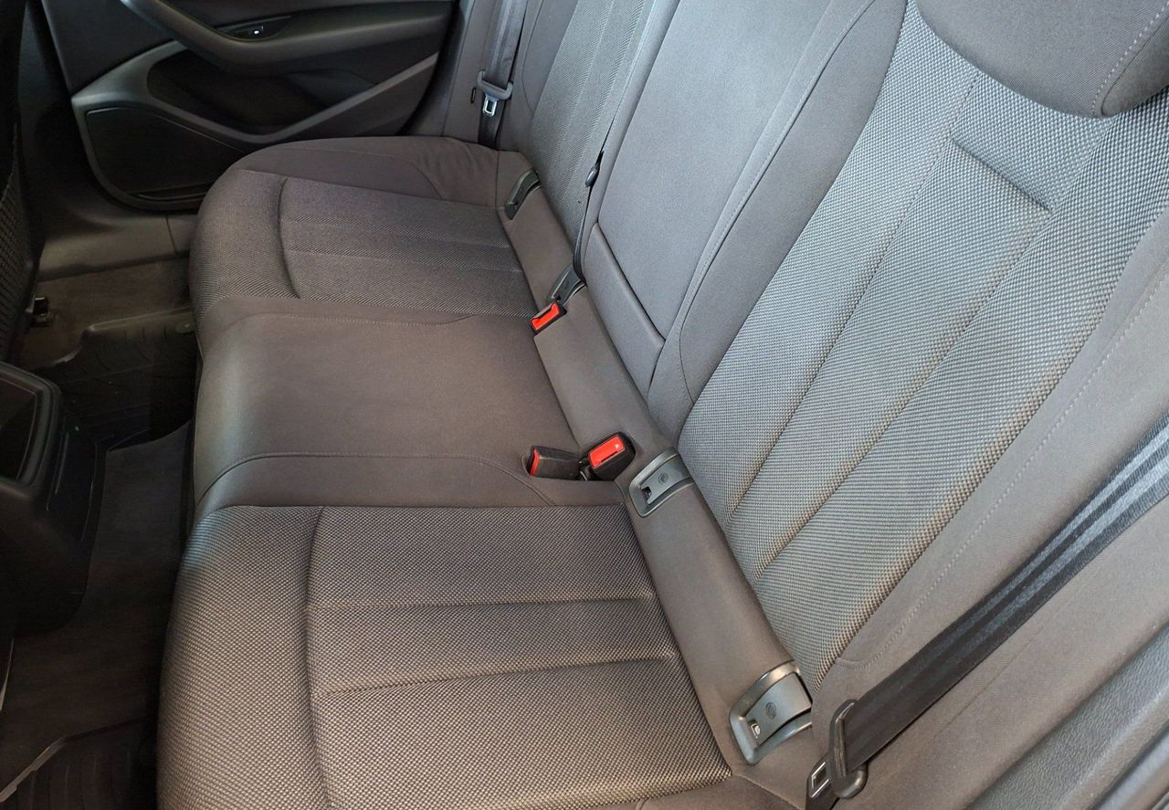 Zunanja slika - Audi A4 - Avant quattro 2.0 TDI-LED-NAVI-KAMER-PDC-VLEČNA-ODLIČEN- - 16