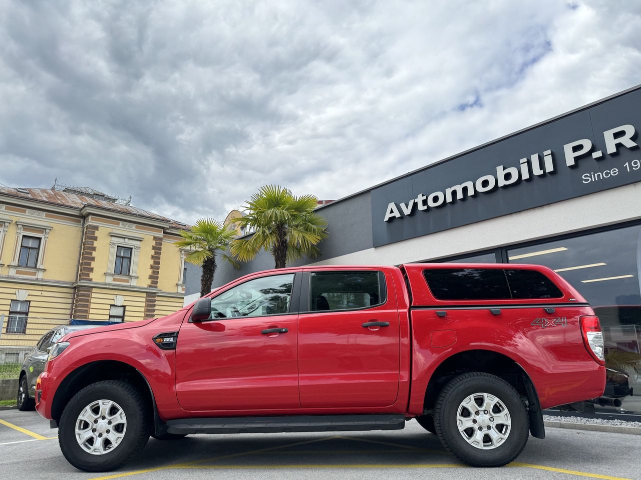 Zunanja slika - Ford Ranger - XL 2.2 TDCi 160KM 4x4 Dvojna kabina - SLO POREKLO - 4