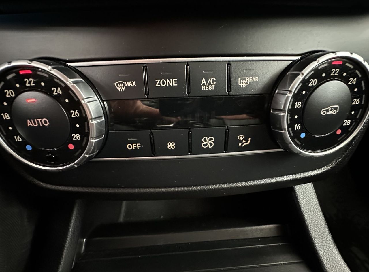 Zunanja slika - Mercedes-Benz GLE-Razred - GLE 250 d 4MATIC.KAMERA.MAVI.XENON.USNJE.KLJUKA - 13