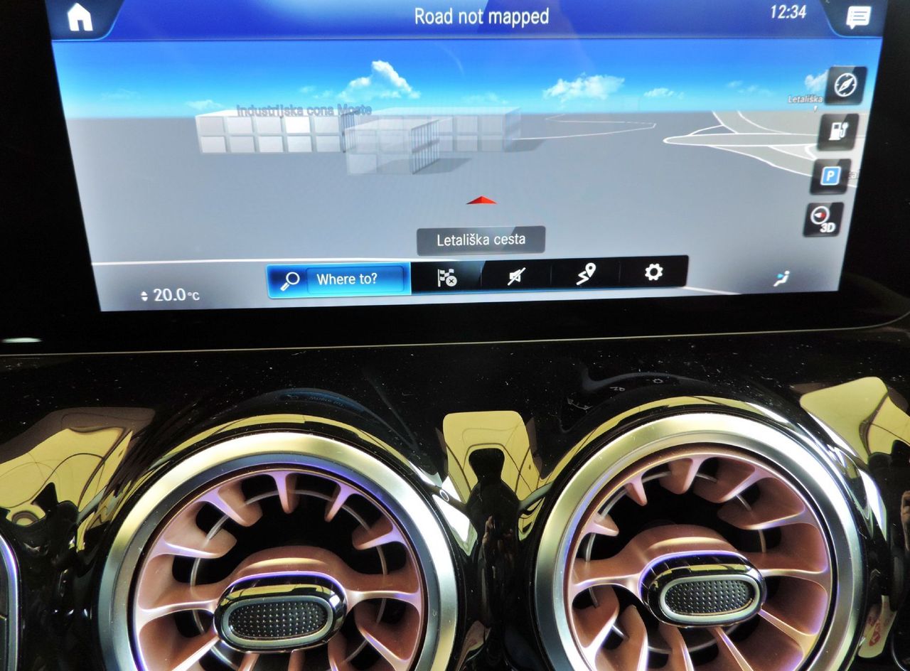 Zunanja slika - Mercedes-Benz EQA - 250  LED-KAMERA-MRTVI KOTI - 15