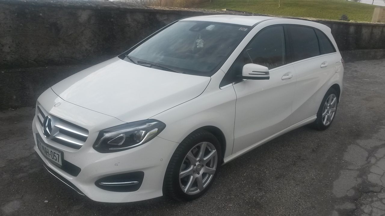 Zunanja slika - Mercedes-Benz B-Razred - B200D 4 MATIC URBAN - 5