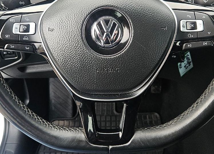 Zunanja slika - VW Golf - Sportsvan 1.2 TSI 110ks COMFOTLINE °2x PDC° °RADAR TEMPOMAT - 10