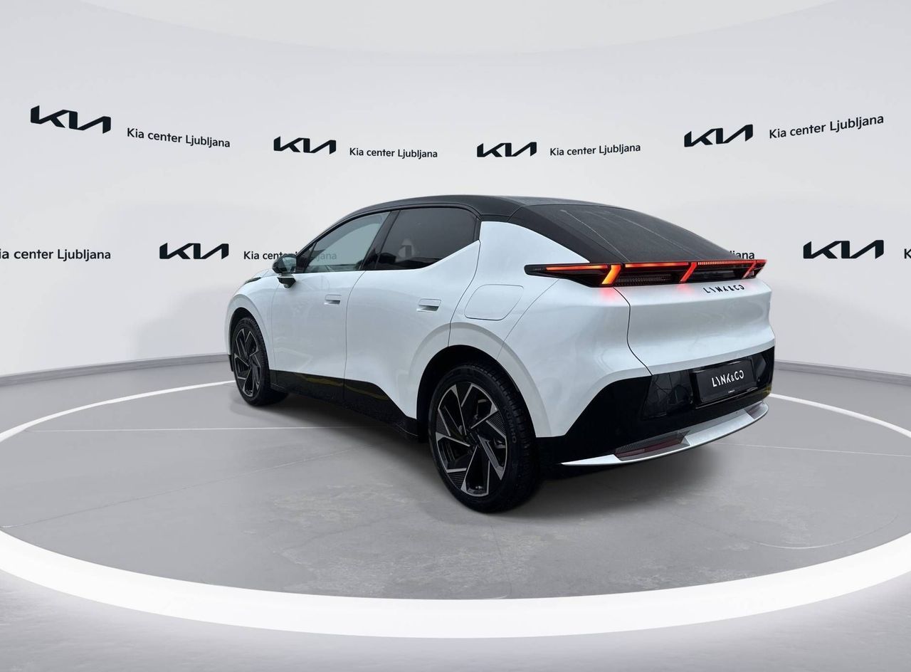 Zunanja slika - Lynk & Co 02 - More ugodna cena s subvencijo 6.500€ - 6