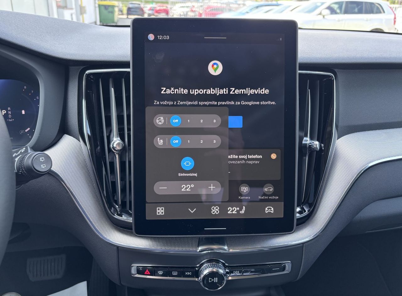 Zunanja slika - Volvo XC60 - B5P  Core AT AWD 3 leta garancije + 3 servisi - 15