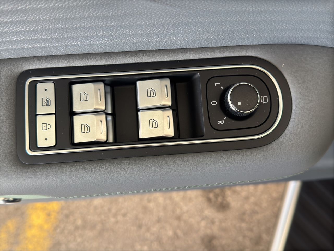 Zunanja slika - Baic BJ30 - e-HYBRID 4WD + PANORAMA + RADAR + BLIS + DAB + - 17