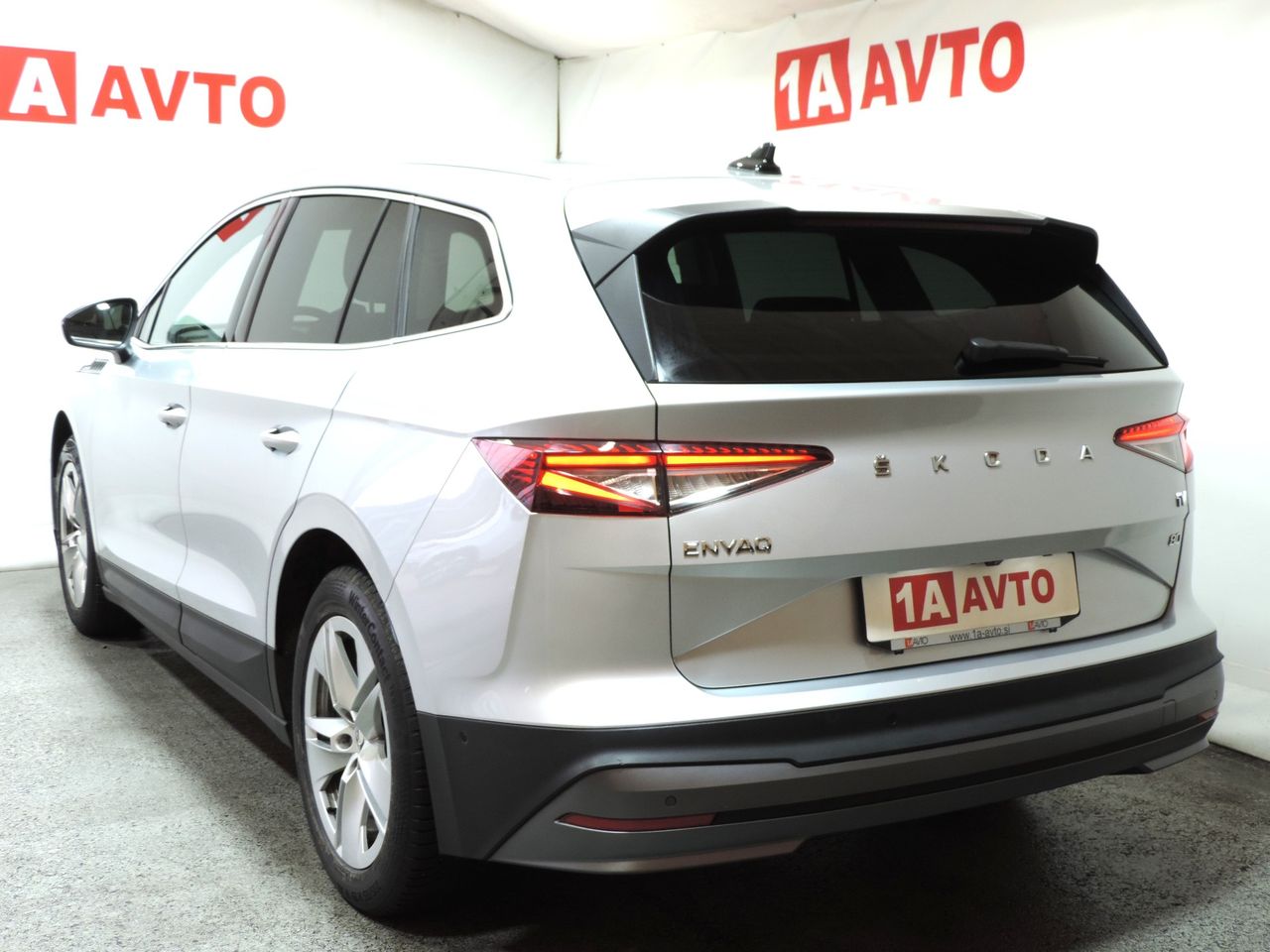 Zunanja slika - Škoda Enyaq - 80 LED-ACC-KAMERA-MRTVI KOTI - 7