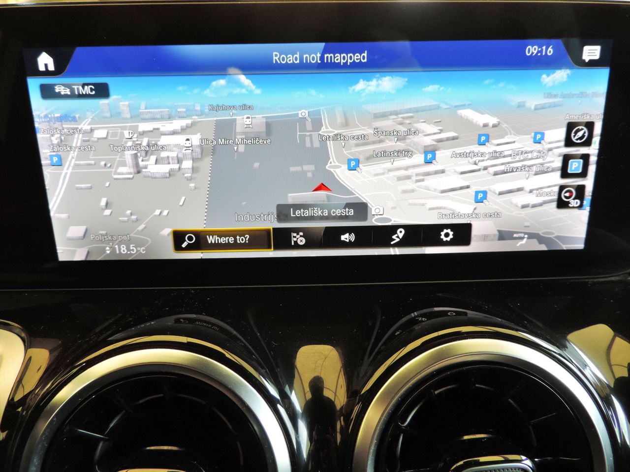 Zunanja slika - Mercedes-Benz GLB-Razred - GLB 200 d 150 Avt. KAMERA-USNJE-LED-KOT NOV - 14