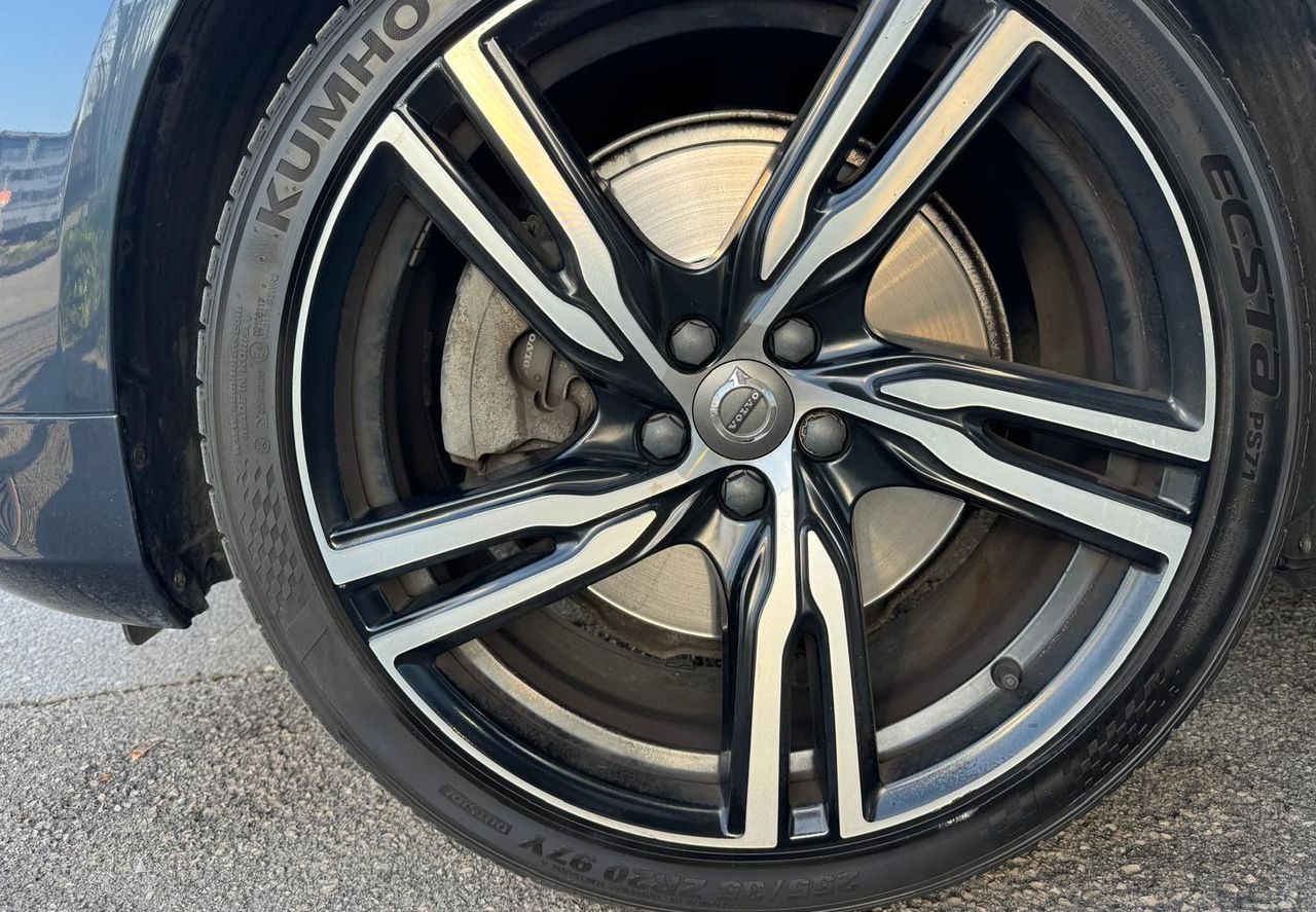 Zunanja slika - Volvo S90 - R DESIGN-KEYLESS-VIRTUAL-NAVI-MEMORY-ACC-LED-ALU - 19