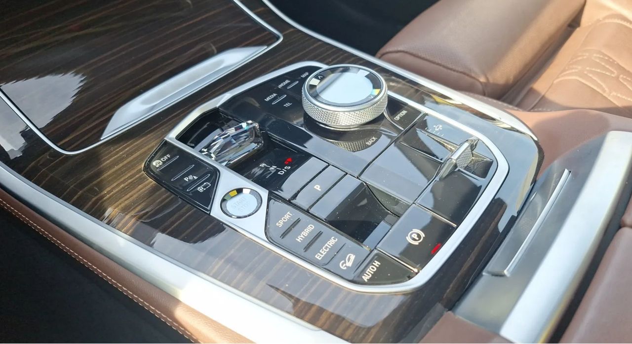 Zunanja slika - BMW X5 - serija : xDrive50e M-sport. HUD. zračno. individual. pano. - 12
