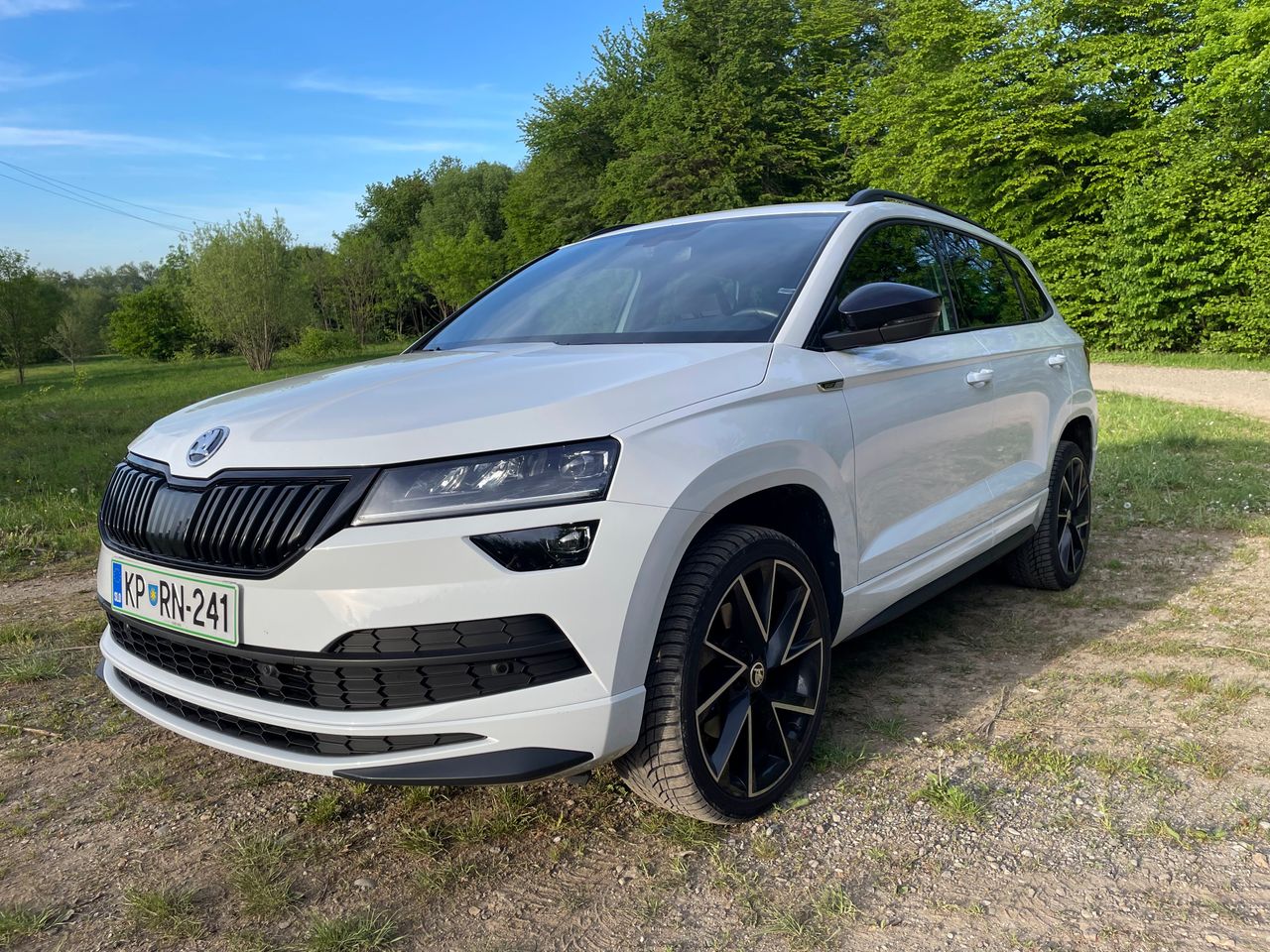 Zunanja slika - Škoda Karoq - 1,5 TSI ACT Sportline DSG - 4