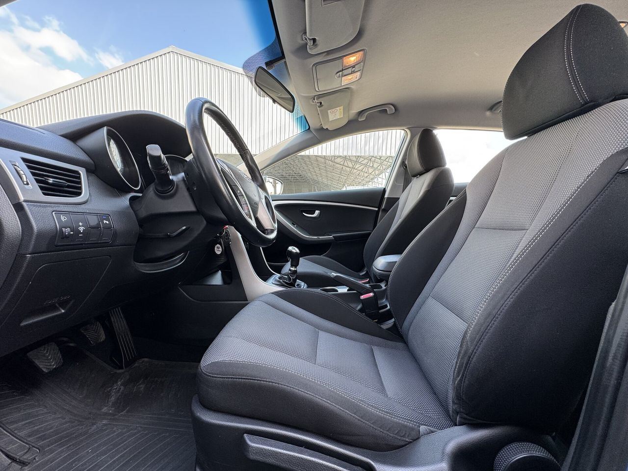 Zunanja slika - Hyundai i30 Wagon - 1.4 CVVT STYLE 1.LASTNICA SLO NAKUP NA OBROKE - 8